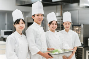 高収入/ホテル内洋食調理/問い合わせ番号：5