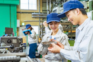 高時給/プレス加工機械オペレーター/問い合わせ番号：10