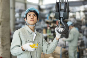 プラスチック製品の成形オペレーター/資格を活かしたお仕事/問い合わせ番号：2